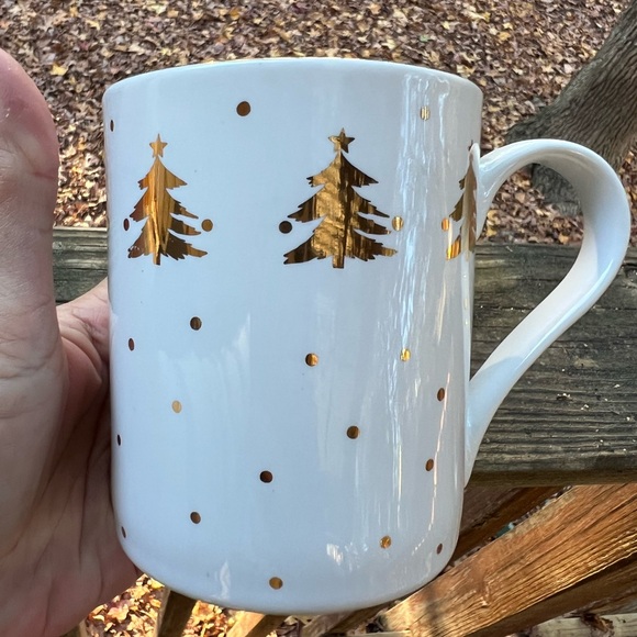 GOLDEN PINES by Tienshan RARE Gold Metallic Christmas Tree Ceramic Mug - Picture 2 of 6